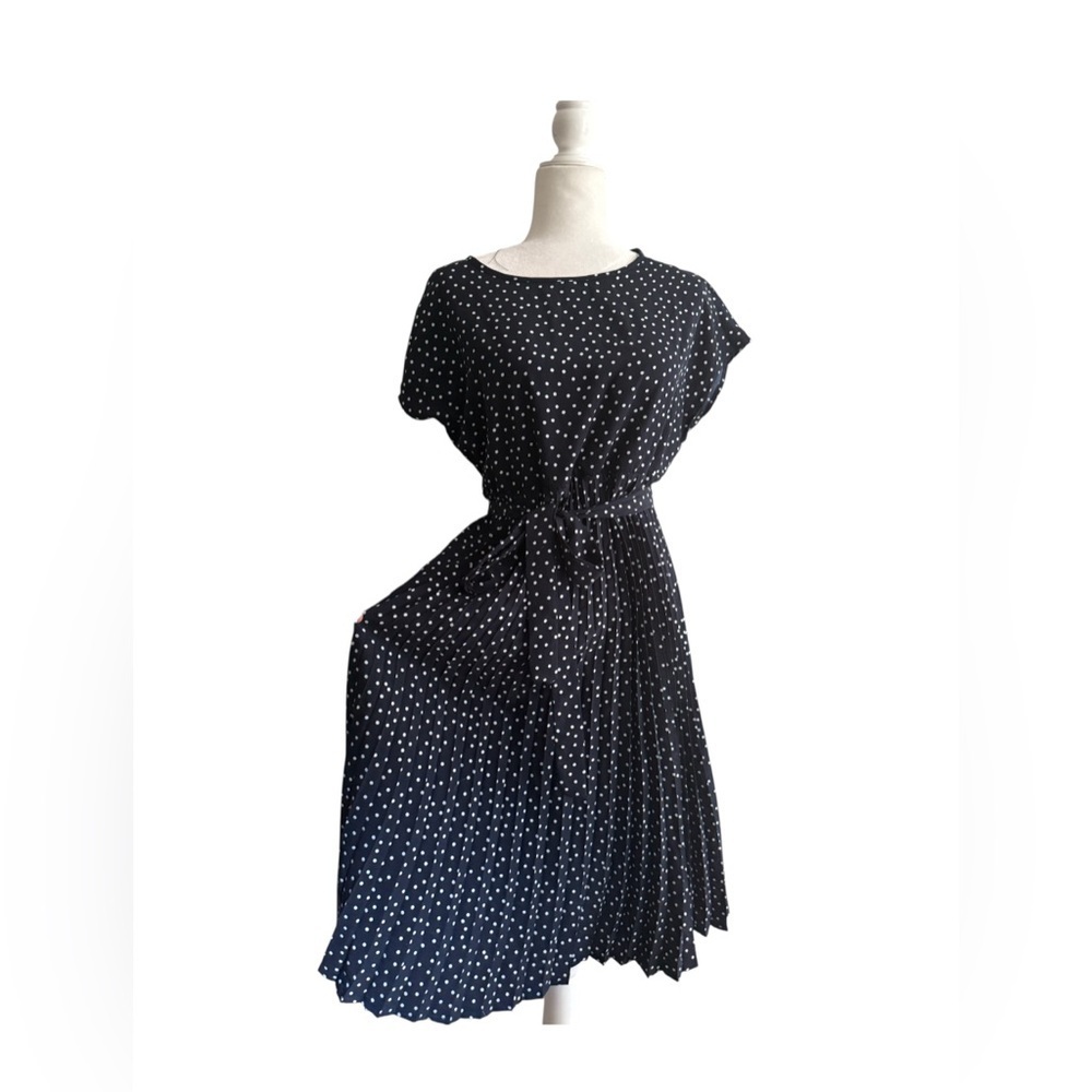 Elegant Black Polka Dot Dress - Picture 3 of 3